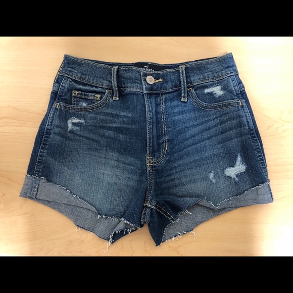 Size 0 w24 Hollister High Rise Short Shorts NWT - Picture 1 of 5